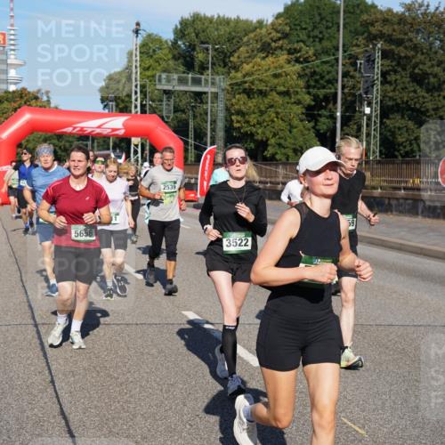 07.09.2025 - BARMER Alsterlauf Yannick Fuchs http://msf.ph/oto/8825516 07.09.2025 09:58:57 Laufen 5656, 2539, 3522, 59 meine-sportfotos.de