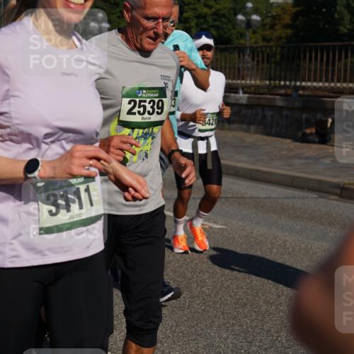 07.09.2025 - BARMER Alsterlauf Yannick Fuchs http://msf.ph/oto/8825525 07.09.2025 09:59:00 Laufen 3111, 36, 2539, 3420 meine-sportfotos.de