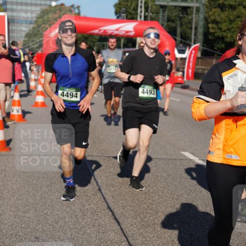 07.09.2025 - BARMER Alsterlauf Yannick Fuchs http://msf.ph/oto/8825529 07.09.2025 09:59:01 Laufen 4494, 3859, 4493, 36, 5454 meine-sportfotos.de