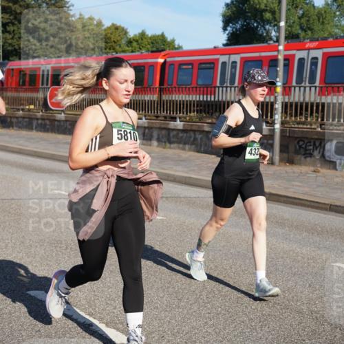 07.09.2025 - BARMER Alsterlauf Yannick Fuchs http://msf.ph/oto/8825561 07.09.2025 09:59:10 Laufen 9127, 5022, 82, 5810, 432 meine-sportfotos.de