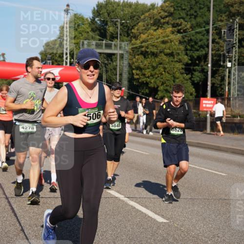 07.09.2025 - BARMER Alsterlauf Yannick Fuchs http://msf.ph/oto/8825575 07.09.2025 09:59:20 Laufen 4973, 233, 4278, 506, 5845, 5626 meine-sportfotos.de