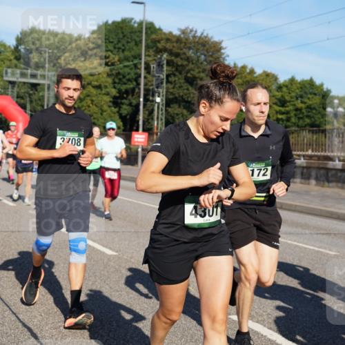 07.09.2025 - BARMER Alsterlauf Yannick Fuchs http://msf.ph/oto/8825591 07.09.2025 09:59:35 Laufen 5736, 3708, 4301, 172, 4812 meine-sportfotos.de