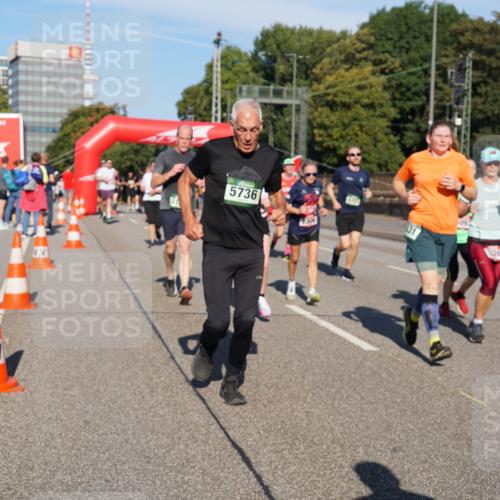 07.09.2025 - BARMER Alsterlauf Yannick Fuchs http://msf.ph/oto/8825597 07.09.2025 09:59:36 Laufen 5736, 09, 26 meine-sportfotos.de
