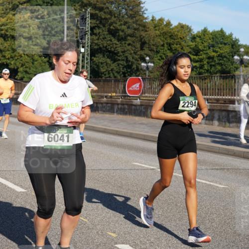 07.09.2025 - BARMER Alsterlauf Yannick Fuchs http://msf.ph/oto/8825622 07.09.2025 09:59:41 Laufen 2947, 5483, 36, 6041, 2294 meine-sportfotos.de