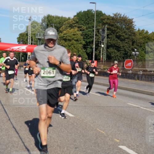 07.09.2025 - BARMER Alsterlauf Yannick Fuchs http://msf.ph/oto/8825632 07.09.2025 09:59:46 Laufen 2061 meine-sportfotos.de