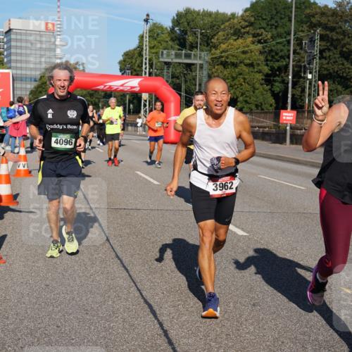 07.09.2025 - BARMER Alsterlauf Yannick Fuchs http://msf.ph/oto/8825659 07.09.2025 09:59:54 Laufen 4096, 3962, 2814 meine-sportfotos.de