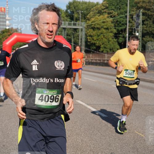 07.09.2025 - BARMER Alsterlauf Yannick Fuchs http://msf.ph/oto/8825662 07.09.2025 09:59:55 Laufen 386, 16, 36, 4096, 5007 meine-sportfotos.de