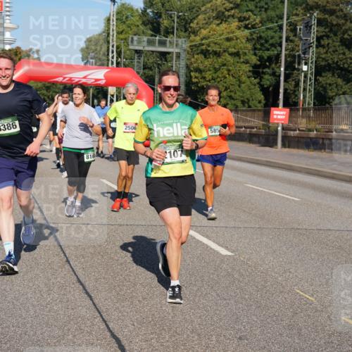 07.09.2025 - BARMER Alsterlauf Yannick Fuchs http://msf.ph/oto/8825663 07.09.2025 09:59:56 Laufen 8386, 816, 2506, 2107, 585 meine-sportfotos.de