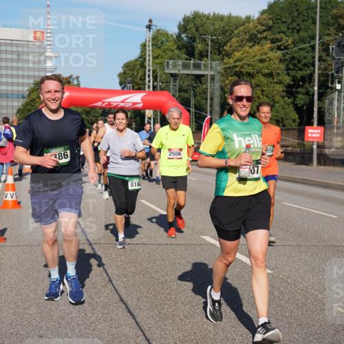 07.09.2025 - BARMER Alsterlauf Yannick Fuchs http://msf.ph/oto/8825665 07.09.2025 09:59:57 Laufen 86, 816, 2506, 07, 856 meine-sportfotos.de