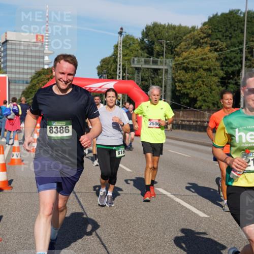 07.09.2025 - BARMER Alsterlauf Yannick Fuchs http://msf.ph/oto/8825669 07.09.2025 09:59:57 Laufen 8386, 816, 2506, 36, 2107 meine-sportfotos.de