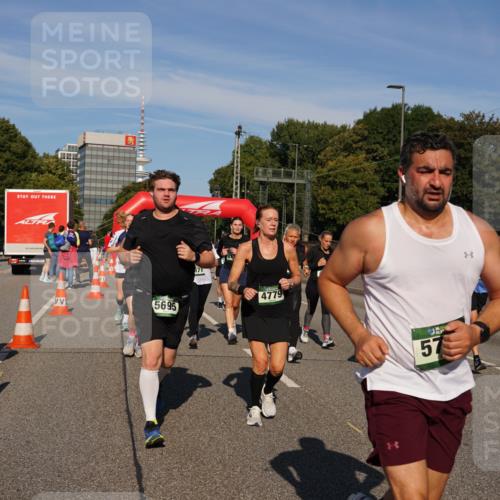 07.09.2025 - BARMER Alsterlauf Yannick Fuchs http://msf.ph/oto/8825685 07.09.2025 10:00:02 Laufen 5695, 871, 4779, 57 meine-sportfotos.de