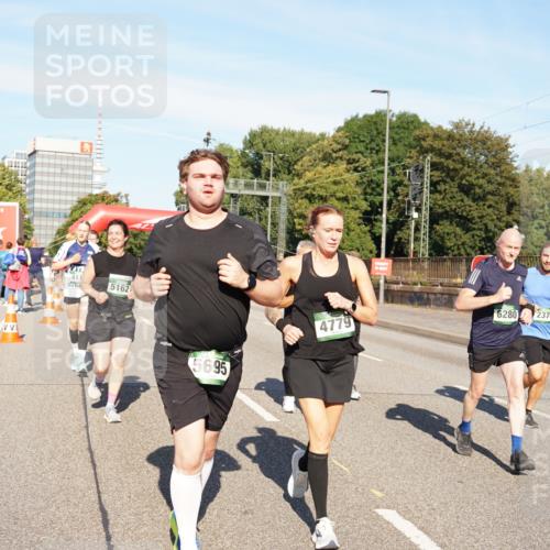 07.09.2025 - BARMER Alsterlauf Yannick Fuchs http://msf.ph/oto/8825687 07.09.2025 10:00:02 Laufen 411, 5162, 5695, 4779, 6280, 2370 meine-sportfotos.de