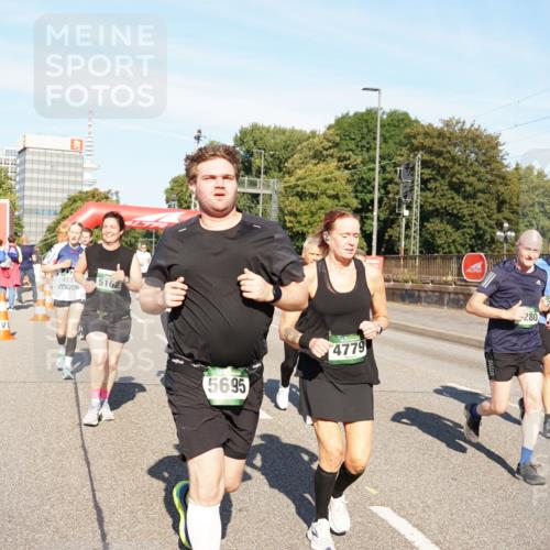 07.09.2025 - BARMER Alsterlauf Yannick Fuchs http://msf.ph/oto/8825688 07.09.2025 10:00:02 Laufen 411, 5162, 5695, 4779, 280 meine-sportfotos.de