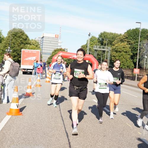 07.09.2025 - BARMER Alsterlauf Yannick Fuchs http://msf.ph/oto/8825693 07.09.2025 10:00:03 Laufen 4117, 51, 5162, 2371, 172, 3745 meine-sportfotos.de