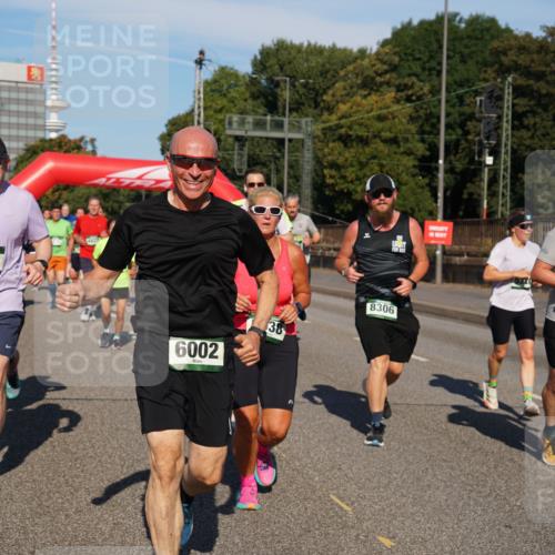 07.09.2025 - BARMER Alsterlauf Yannick Fuchs http://msf.ph/oto/8825711 07.09.2025 10:00:09 Laufen 153, 6002, 38, 8306, 2459 meine-sportfotos.de