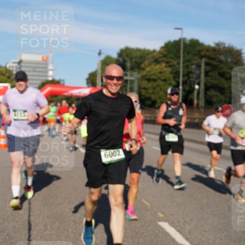 07.09.2025 - BARMER Alsterlauf Yannick Fuchs http://msf.ph/oto/8825713 07.09.2025 10:00:09 Laufen 6002 meine-sportfotos.de