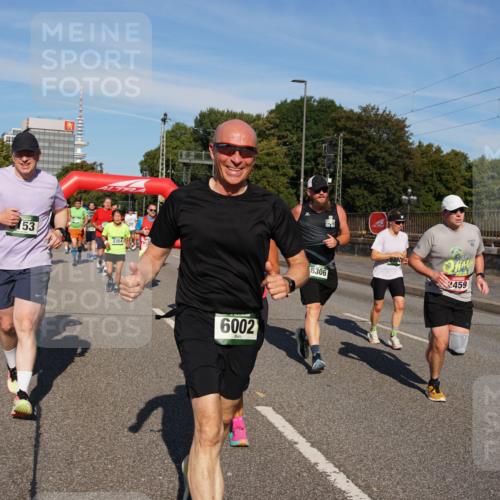 07.09.2025 - BARMER Alsterlauf Yannick Fuchs http://msf.ph/oto/8825716 07.09.2025 10:00:10 Laufen 153, 2364, 6002, 8306, 459 meine-sportfotos.de
