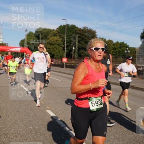 07.09.2025 - BARMER Alsterlauf Yannick Fuchs http://msf.ph/oto/8825719 07.09.2025 10:00:11 Laufen 3832, 5938 meine-sportfotos.de
