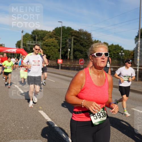 07.09.2025 - BARMER Alsterlauf Yannick Fuchs http://msf.ph/oto/8825720 07.09.2025 10:00:11 Laufen 9, 3832, 5938 meine-sportfotos.de