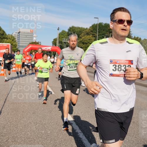 07.09.2025 - BARMER Alsterlauf Yannick Fuchs http://msf.ph/oto/8825725 07.09.2025 10:00:12 Laufen 10, 2364, 5039, 1036, 3832 meine-sportfotos.de