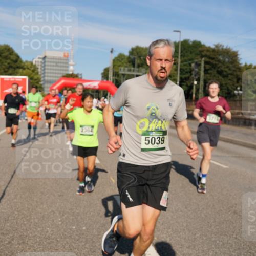 07.09.2025 - BARMER Alsterlauf Yannick Fuchs http://msf.ph/oto/8825729 07.09.2025 10:00:13 Laufen 2364, 5039 meine-sportfotos.de