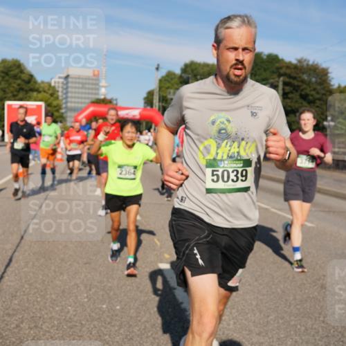 07.09.2025 - BARMER Alsterlauf Yannick Fuchs http://msf.ph/oto/8825730 07.09.2025 10:00:13 Laufen 2364, 5039 meine-sportfotos.de