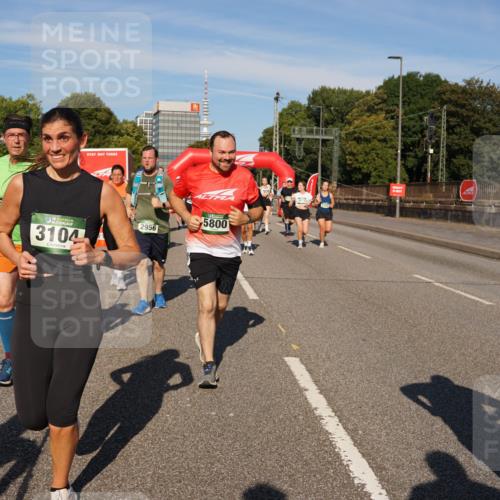 07.09.2025 - BARMER Alsterlauf Yannick Fuchs http://msf.ph/oto/8825742 07.09.2025 10:00:16 Laufen 3104, 2956, 5800 meine-sportfotos.de