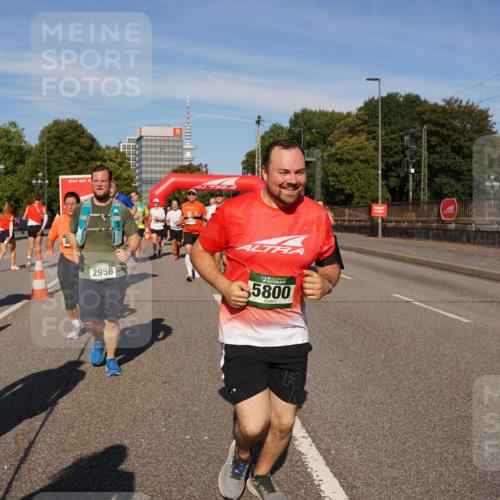 07.09.2025 - BARMER Alsterlauf Yannick Fuchs http://msf.ph/oto/8825747 07.09.2025 10:00:16 Laufen 5236, 2956, 5800 meine-sportfotos.de