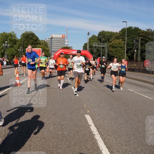07.09.2025 - BARMER Alsterlauf Yannick Fuchs http://msf.ph/oto/8825751 07.09.2025 10:00:18 Laufen 2112, 2118, 4868, 4074, 3352 meine-sportfotos.de