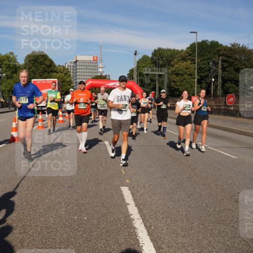 07.09.2025 - BARMER Alsterlauf Yannick Fuchs http://msf.ph/oto/8825754 07.09.2025 10:00:18 Laufen 2112, 3303, 2118, 5645, 68, 279, 074, 3352 meine-sportfotos.de