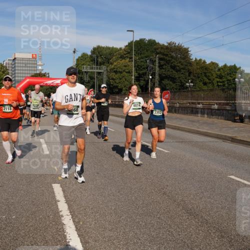 07.09.2025 - BARMER Alsterlauf Yannick Fuchs http://msf.ph/oto/8825758 07.09.2025 10:00:19 Laufen 303, 2118, 5279, 5645, 4074, 868, 3352 meine-sportfotos.de