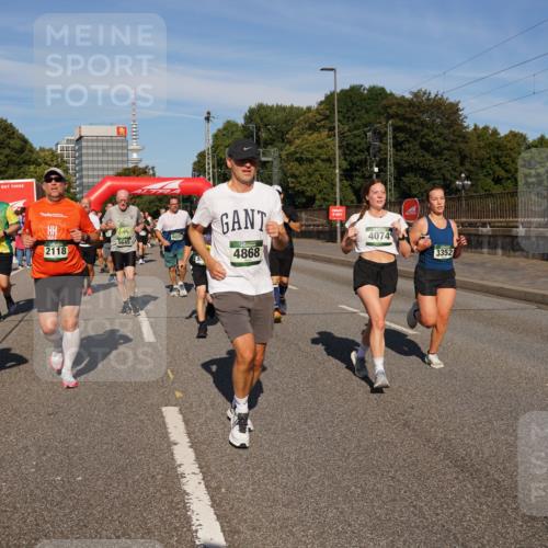 07.09.2025 - BARMER Alsterlauf Yannick Fuchs http://msf.ph/oto/8825761 07.09.2025 10:00:19 Laufen 2118, 5645, 6031, 4074, 4868, 3352 meine-sportfotos.de
