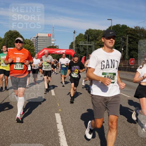 07.09.2025 - BARMER Alsterlauf Yannick Fuchs http://msf.ph/oto/8825763 07.09.2025 10:00:20 Laufen 530, 2118, 5645, 6031, 5554, 4074, 4968, 3352 meine-sportfotos.de