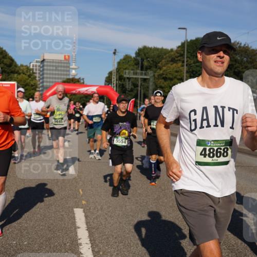 07.09.2025 - BARMER Alsterlauf Yannick Fuchs http://msf.ph/oto/8825765 07.09.2025 10:00:20 Laufen 2118, 127, 6031, 5645, 5554, 162, 36, 4868, 4074 meine-sportfotos.de