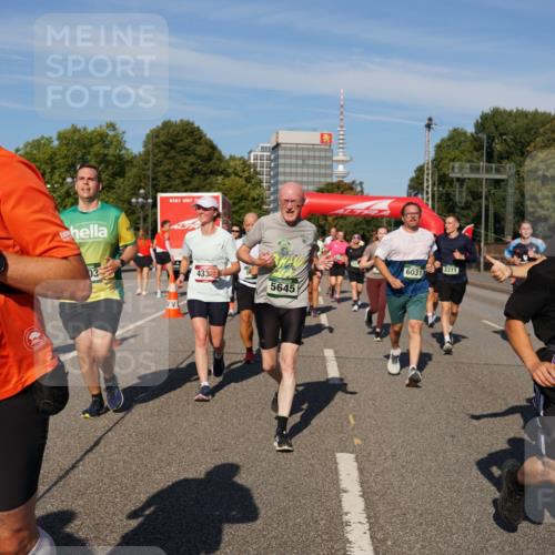 07.09.2025 - BARMER Alsterlauf Yannick Fuchs http://msf.ph/oto/8825768 07.09.2025 10:00:21 Laufen 36, 2118, 03, 3311, 6031, 433, 5645, 5554 meine-sportfotos.de