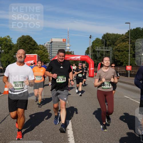 07.09.2025 - BARMER Alsterlauf Yannick Fuchs http://msf.ph/oto/8825778 07.09.2025 10:00:23 Laufen 8019, 2259, 2130, 2477, 3310 meine-sportfotos.de