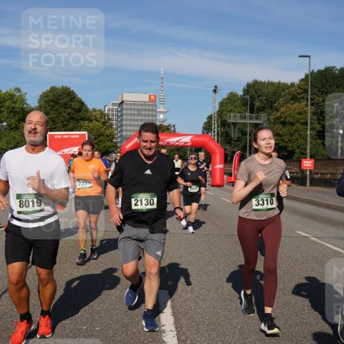 07.09.2025 - BARMER Alsterlauf Yannick Fuchs http://msf.ph/oto/8825779 07.09.2025 10:00:24 Laufen 8019, 2255, 2130, 2477, 3310, 331 meine-sportfotos.de
