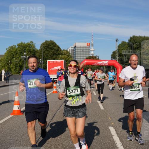 07.09.2025 - BARMER Alsterlauf Yannick Fuchs http://msf.ph/oto/8825785 07.09.2025 10:00:28 Laufen 476, 5371, 2859, 5984, 3027 meine-sportfotos.de