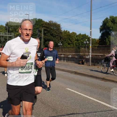 07.09.2025 - BARMER Alsterlauf Yannick Fuchs http://msf.ph/oto/8825788 07.09.2025 10:00:29 Laufen 2859, 17, 10, 5984, 27, 3946 meine-sportfotos.de
