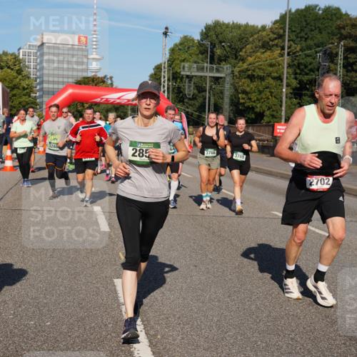 07.09.2025 - BARMER Alsterlauf Yannick Fuchs http://msf.ph/oto/8825792 07.09.2025 10:00:30 Laufen 3610, 517, 3288, 285, 3766, 3765, 2702 meine-sportfotos.de