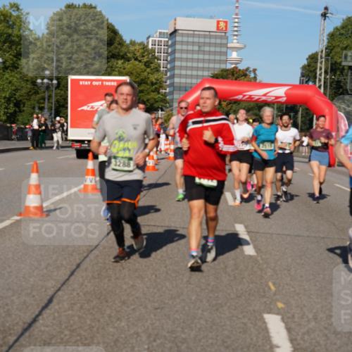 07.09.2025 - BARMER Alsterlauf Yannick Fuchs http://msf.ph/oto/8825794 07.09.2025 10:00:32 Laufen 3288, 3764 meine-sportfotos.de