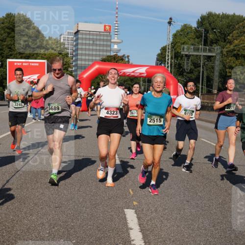 07.09.2025 - BARMER Alsterlauf Yannick Fuchs http://msf.ph/oto/8825804 07.09.2025 10:00:34 Laufen 3610, 3245, 5689, 4323, 2620, 2515, 6115, 2708 meine-sportfotos.de