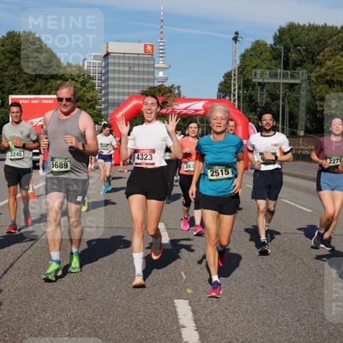 07.09.2025 - BARMER Alsterlauf Yannick Fuchs http://msf.ph/oto/8825806 07.09.2025 10:00:34 Laufen 3610, 3245, 5689, 6205, 4323, 830, 262, 2515, 2271, 08 meine-sportfotos.de