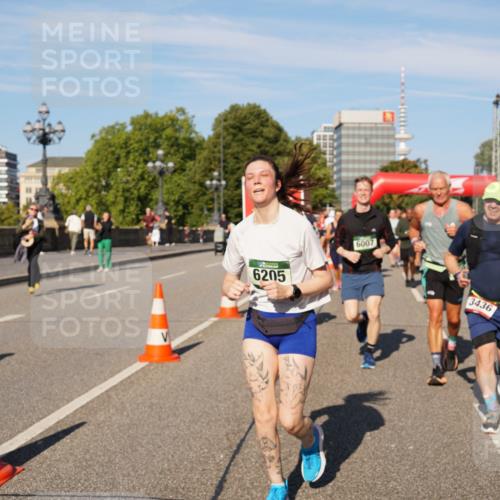 07.09.2025 - BARMER Alsterlauf Yannick Fuchs http://msf.ph/oto/8825822 07.09.2025 10:00:39 Laufen 6205, 6007, 3436, 120 meine-sportfotos.de