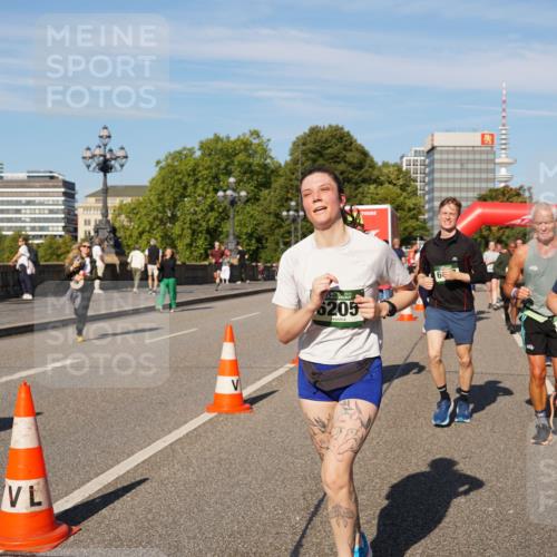 07.09.2025 - BARMER Alsterlauf Yannick Fuchs http://msf.ph/oto/8825823 07.09.2025 10:00:39 Laufen 6205, 14, 2, 3436, 96, 3420 meine-sportfotos.de