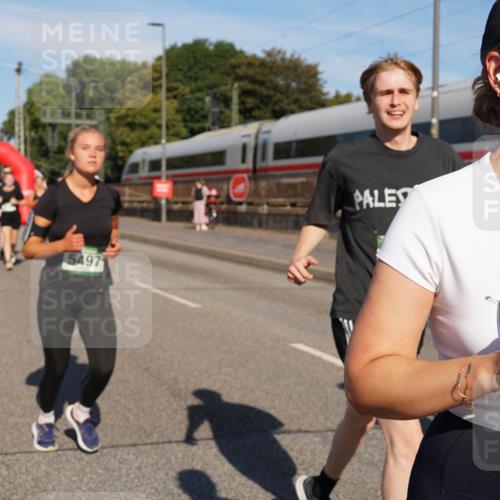 07.09.2025 - BARMER Alsterlauf Yannick Fuchs http://msf.ph/oto/8825830 07.09.2025 10:00:42 Laufen 5497, 6 meine-sportfotos.de