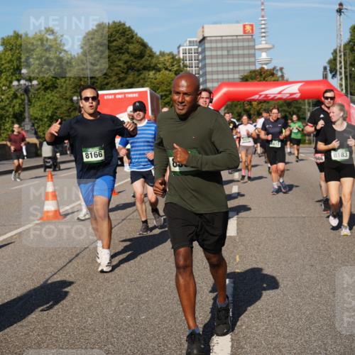 07.09.2025 - BARMER Alsterlauf Yannick Fuchs http://msf.ph/oto/8825834 07.09.2025 10:00:44 Laufen 8166, 5612, 986, 8183, 4877, 17, 8213 meine-sportfotos.de