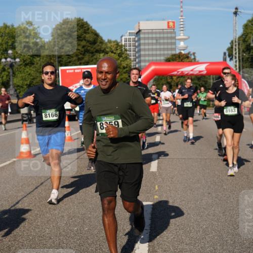 07.09.2025 - BARMER Alsterlauf Yannick Fuchs http://msf.ph/oto/8825835 07.09.2025 10:00:44 Laufen 8166, 35, 8359, 5611, 986, 8183, 4877, 17, 821 meine-sportfotos.de