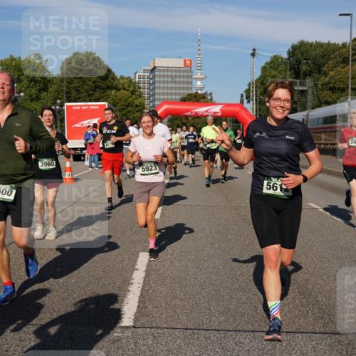 07.09.2025 - BARMER Alsterlauf Yannick Fuchs http://msf.ph/oto/8825852 07.09.2025 10:00:48 Laufen 10, 2600, 3960, 8179, 2647, 5923, 561 meine-sportfotos.de