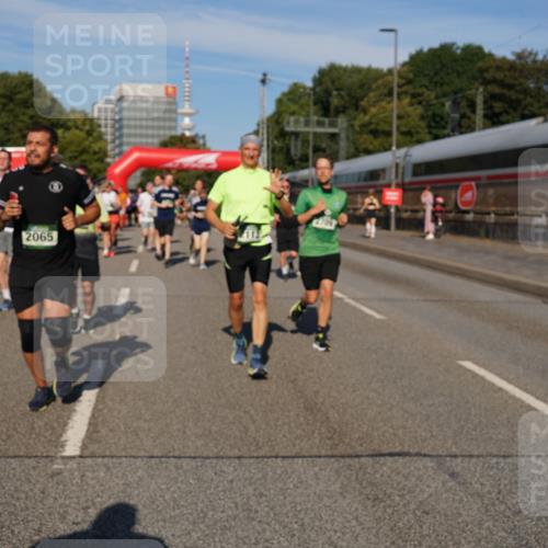 07.09.2025 - BARMER Alsterlauf Yannick Fuchs http://msf.ph/oto/8825862 07.09.2025 10:00:52 Laufen 2065, 113 meine-sportfotos.de